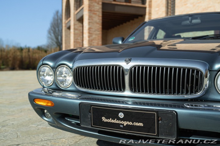 Jaguar XJ XJ8 3.2 EXECUTIVE 1997
