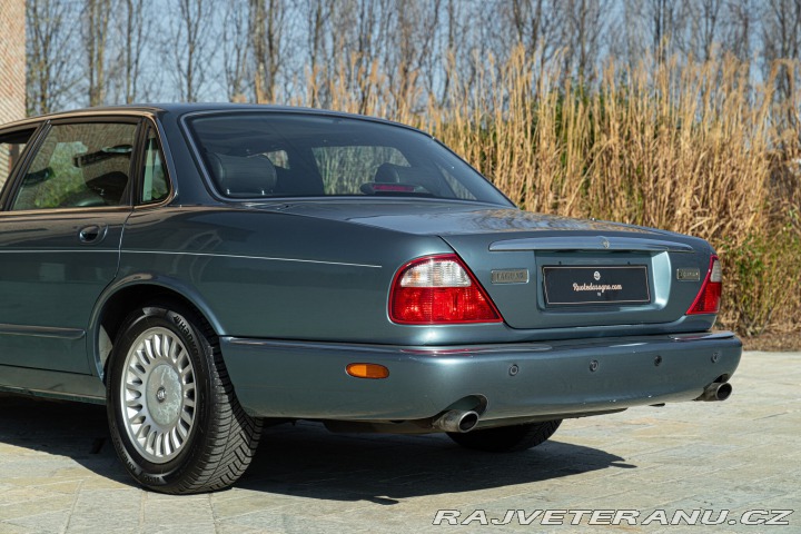 Jaguar XJ XJ8 3.2 EXECUTIVE 1997