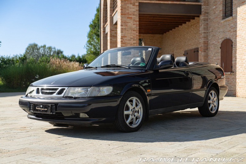 Saab 900 SE