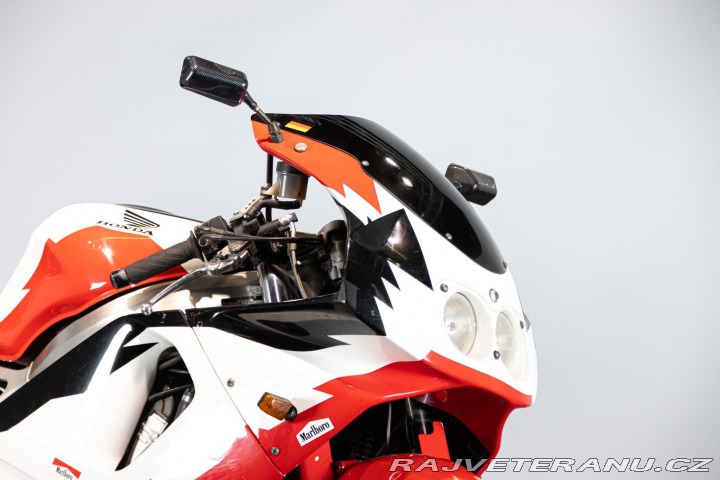 Honda CBR 900 1999