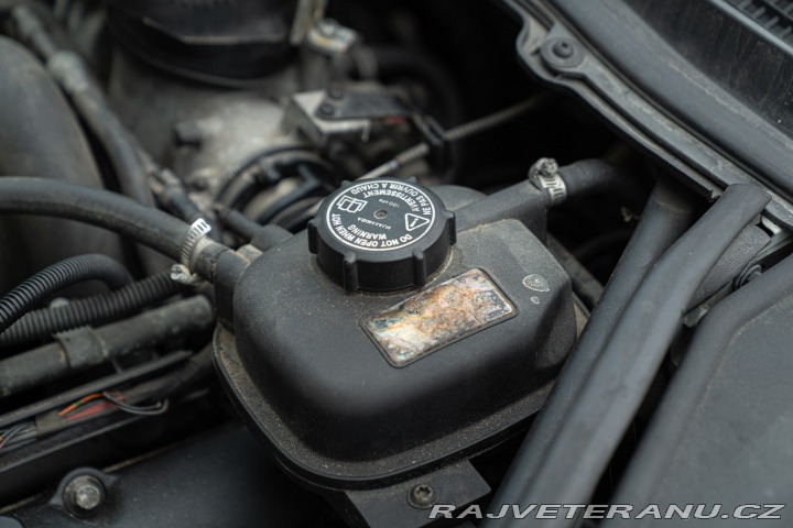 Jaguar XK8 SPIDER 2000