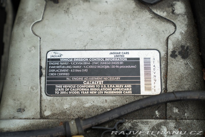 Jaguar XK8 SPIDER 2000