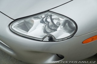 Jaguar XK8 SPIDER 2000