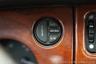 Jaguar XK8 SPIDER 2000