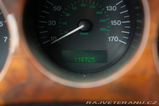 Jaguar XK8 SPIDER 2000