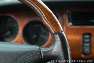 Jaguar XK8 SPIDER 2000