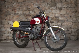 Jawa 250 652 SOUTĚŽNÍ TRUBKA 1974