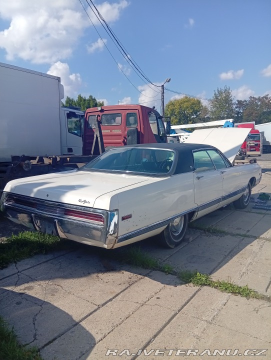 Chrysler New Yorker + Mercury Marquis 1970