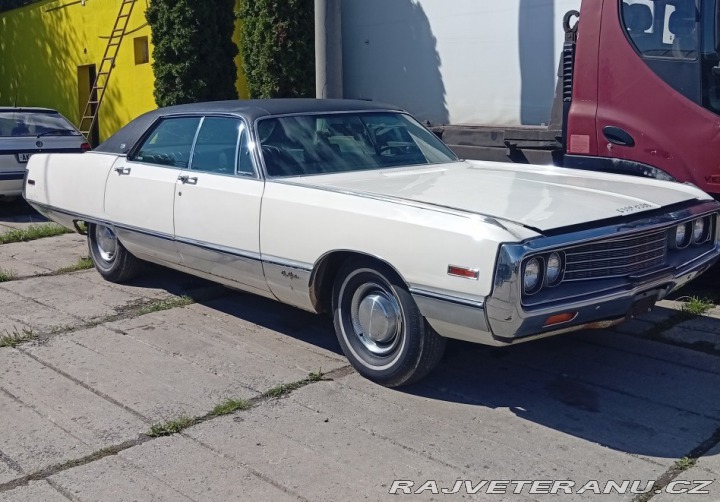 Chrysler New Yorker + Mercury Marquis 1970