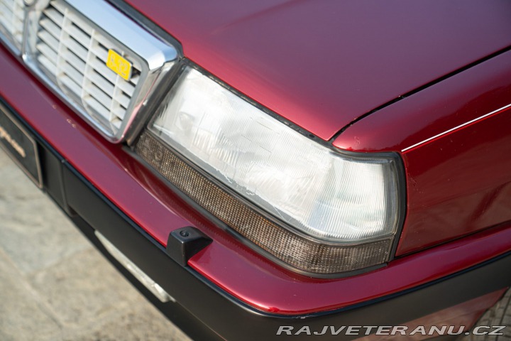 Lancia Thema 8.32 1989