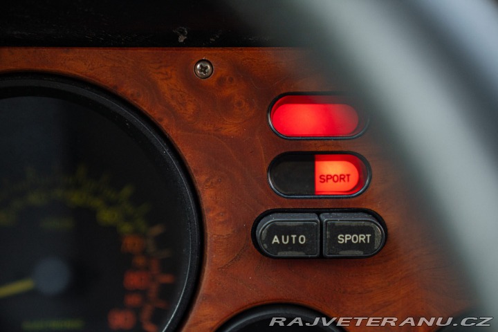 Lancia Thema 8.32 1989