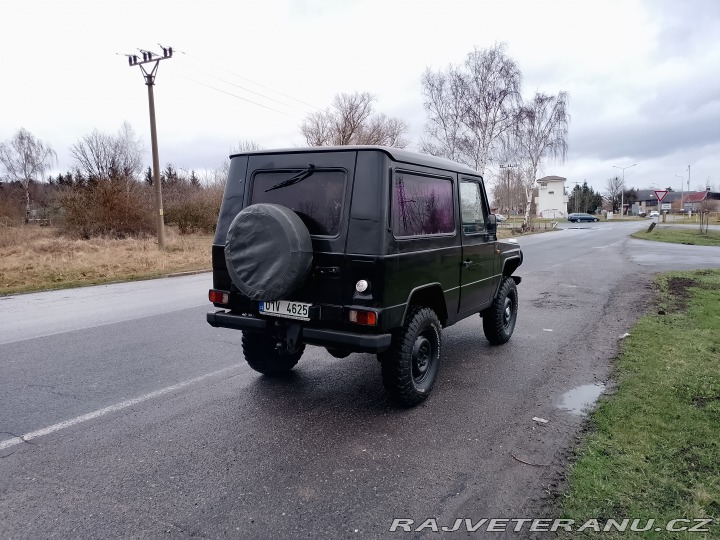 Mercedes-Benz G 460 1983