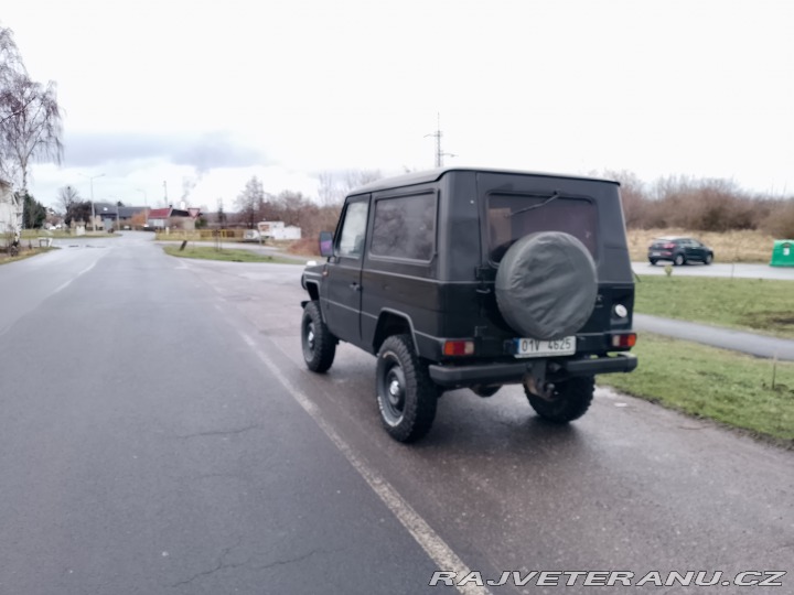 Mercedes-Benz G 460 1983