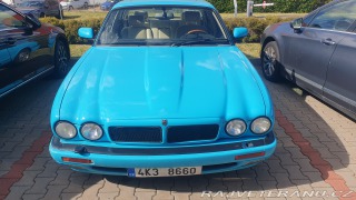 Jaguar XJR x300