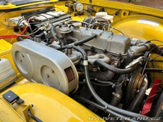 Triumph TR6 Mimosa Yellow 1974