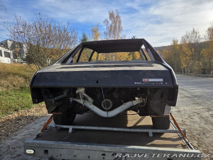 Tatra 613 T613 1 (3) s TP 1977