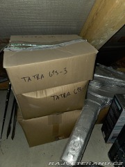 Tatra 613 T613 1 (3) s TP 1977