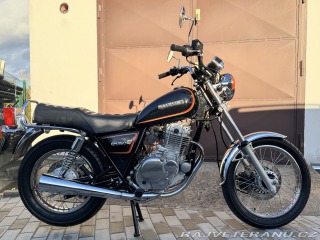 Suzuki GN 250
