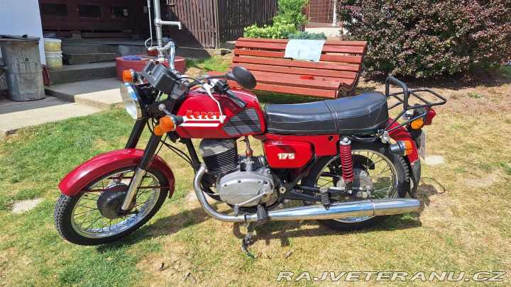 ČZ 175 487.0 1987