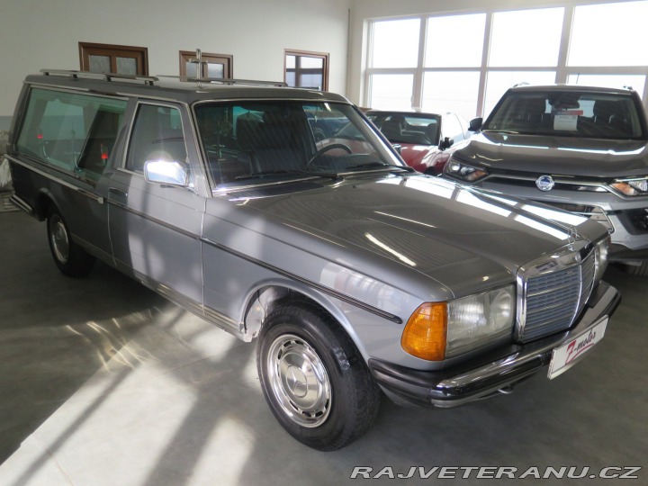 Mercedes-Benz E 123 3.0D pohřební vůz, TO 1983