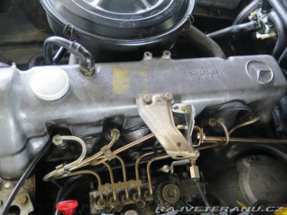 Mercedes-Benz E 123 3.0D pohřební vůz, TO 1983