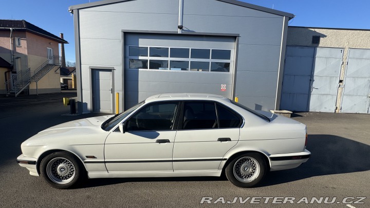 BMW 5 540i e34 MANUÁL ORIGINÁL 1995