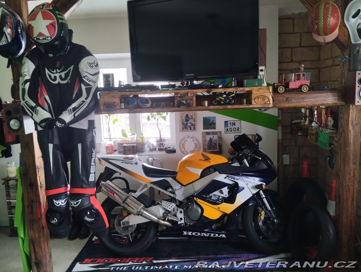 Honda CBR 900 RR firebleide 2000