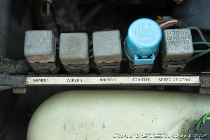 Bentley Ostatní modely EIGHT SALOON 1980