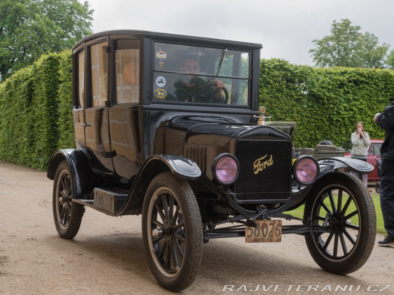 Ford T 1922 Luxury Sedan