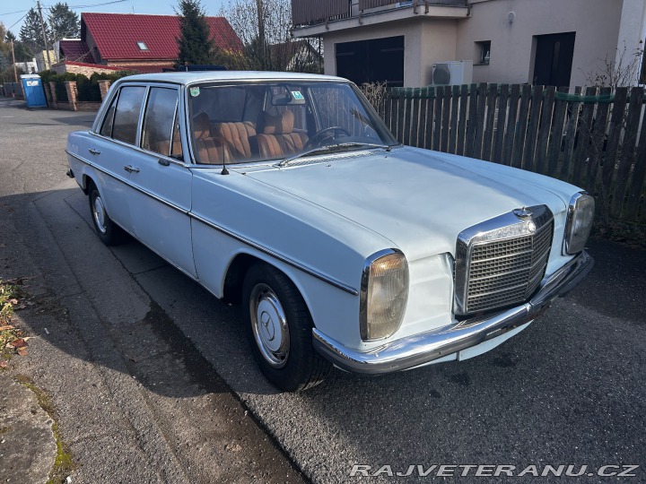 Mercedes-Benz Ostatní modely w115 1976