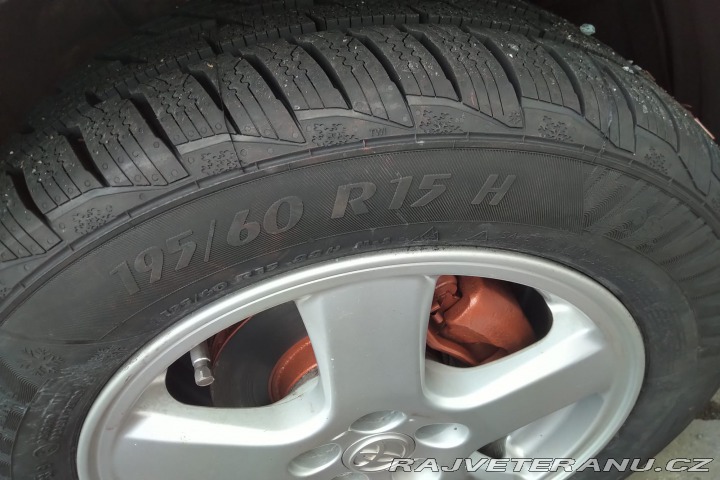 Toyota Carina KLIMA-BEZ KOROZE-SERVIS 1995