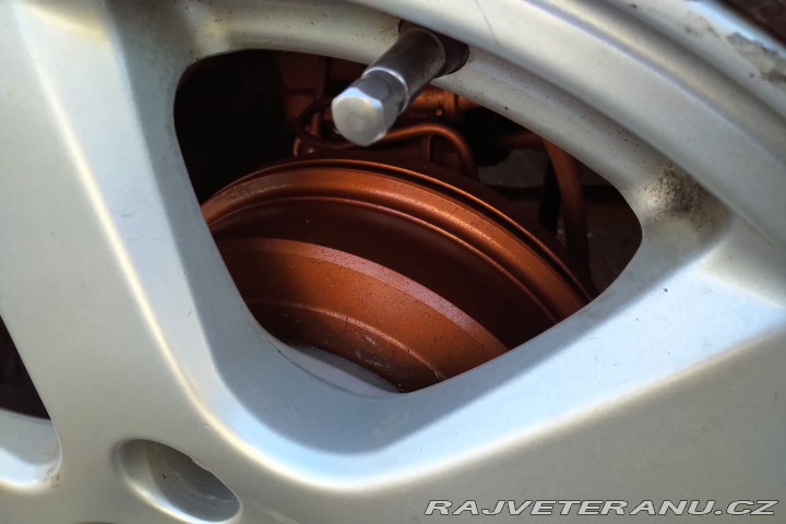 Toyota Carina KLIMA-BEZ KOROZE-SERVIS 1995