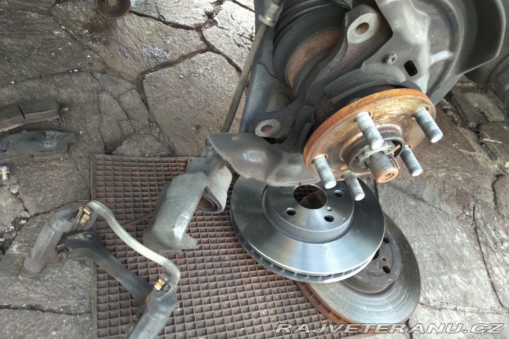 Toyota Carina KLIMA-BEZ KOROZE-SERVIS 1995