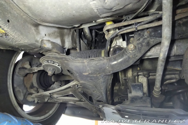 Volvo 480 GT 2.0 BEZ KOROZE SERVIS 1995