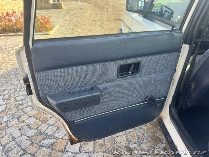 Volvo 240 245 2.3 1989