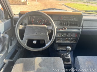 Volvo 240 245 2.3 1989