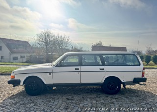 Volvo 240 245 2.3 1989
