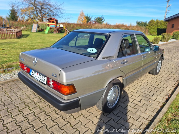 Mercedes-Benz 190 1989