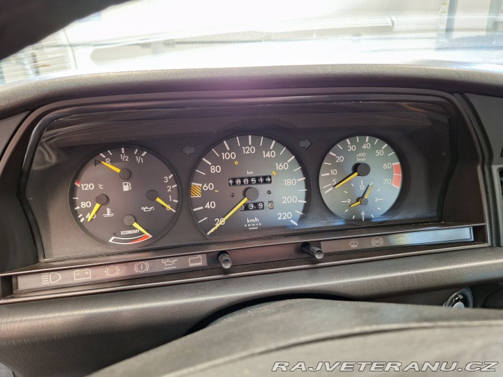 Mercedes-Benz 190 1989