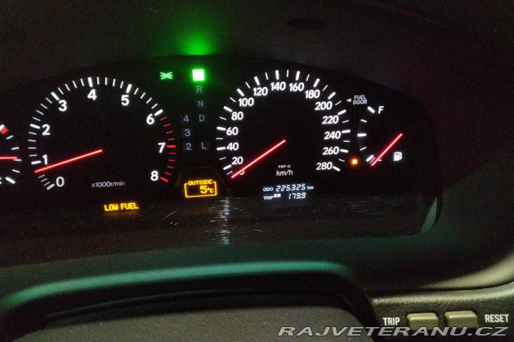 Lexus LS 430 velmi zachovalý stav 2003