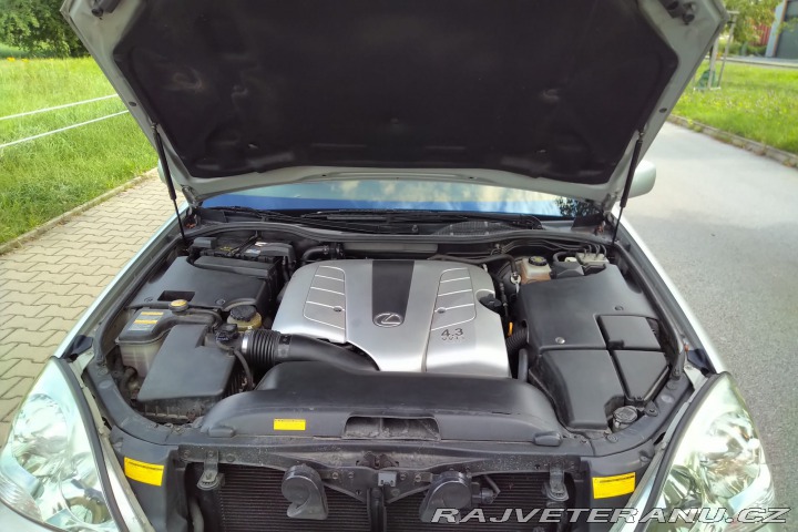 Lexus LS 430 velmi zachovalý stav 2003