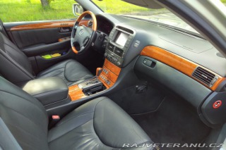 Lexus LS 430 velmi zachovalý stav 2003