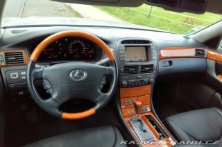Lexus LS 430 velmi zachovalý stav 2003