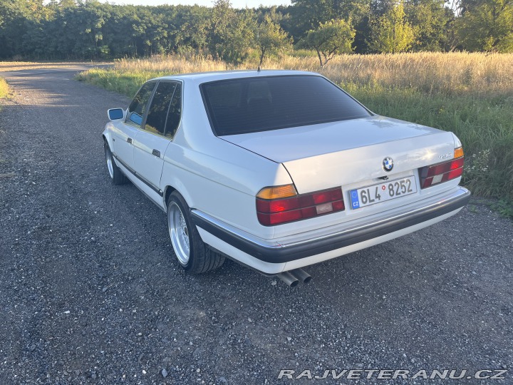 BMW 7 E32, 730i 1988