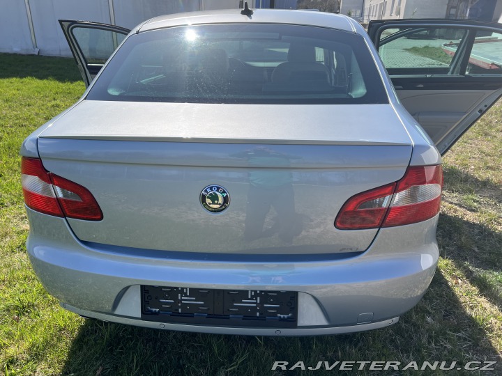 Škoda Superb 3,6 V6 DSG 4x4 2009