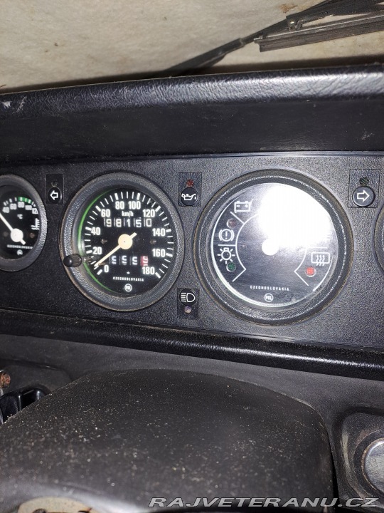 Škoda 105 105 L 1985