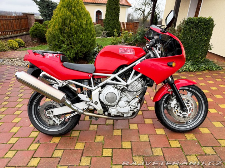 Yamaha Ostatní modely TRX 850 1996