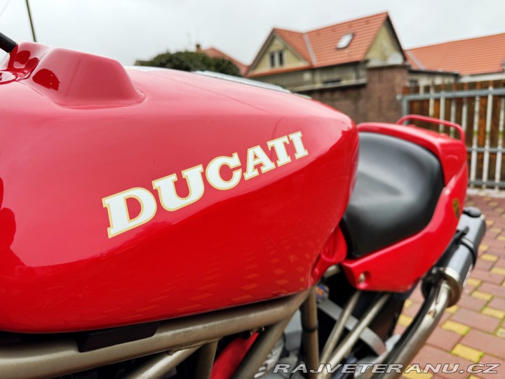 Ducati 750 supersport 1996