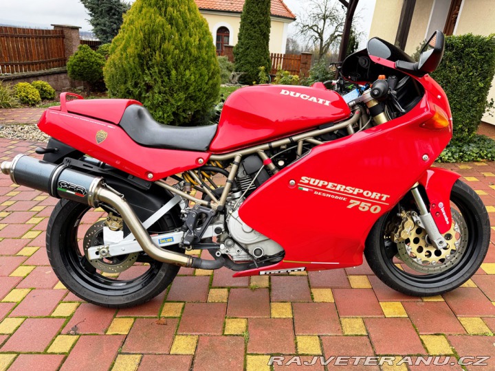 Ducati 750 supersport 1996