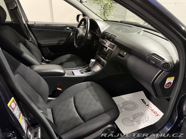 Mercedes-Benz C 3.0i V6 4MATIC AUTOMAT 2005